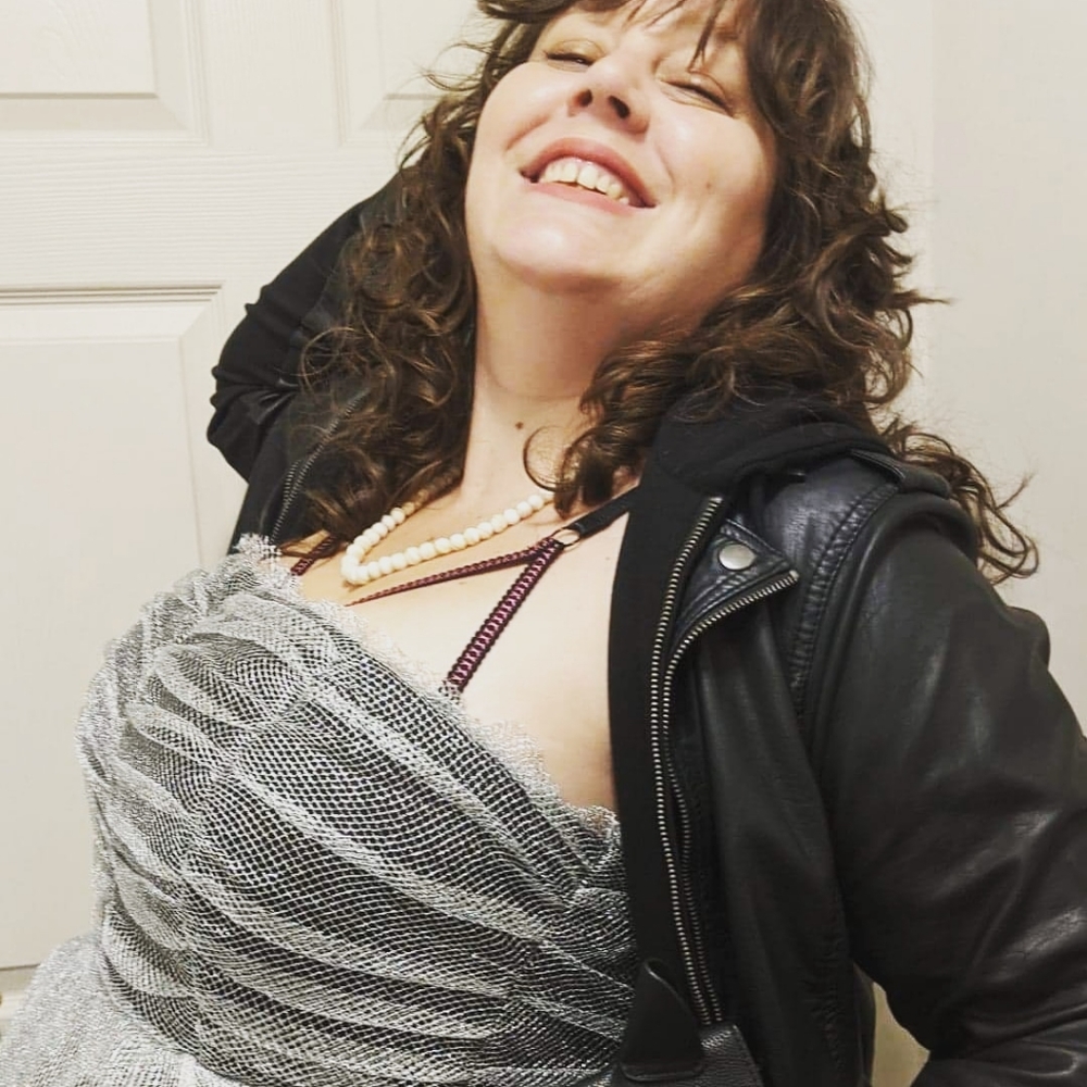 Meet your Posher, Lisa